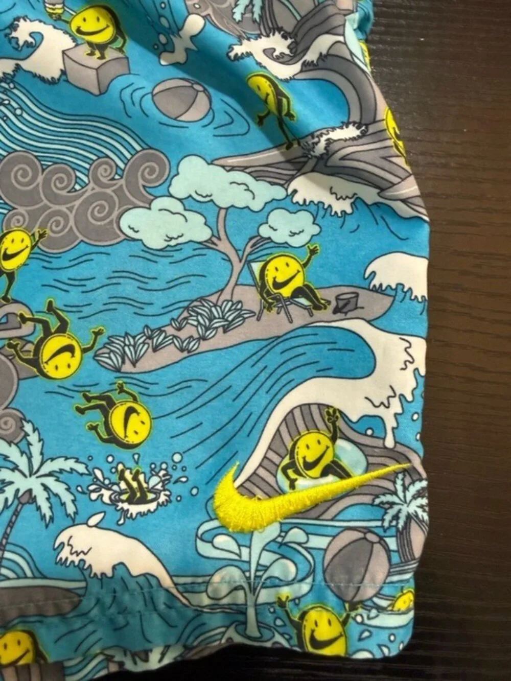 Nike Boys Pool Party 7” Volley Swim Shorts XL 158-170 Blue Smiley Face Lined